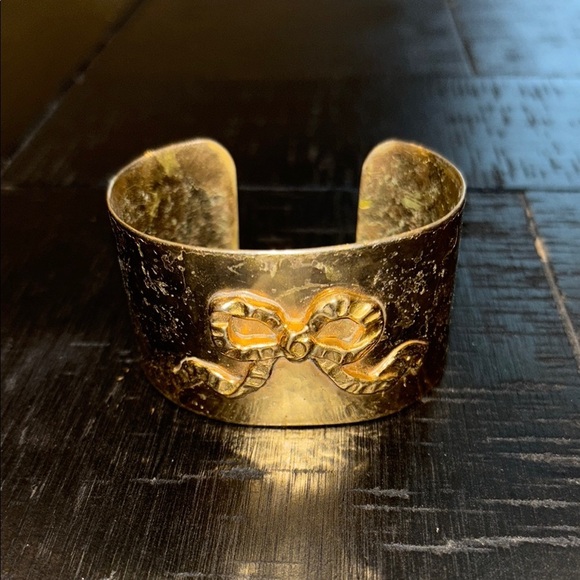 guildcraft Jewelry - Vintage Guildcraft Brass Gold Bow Cuff 3D Adjustable Bracelet​​